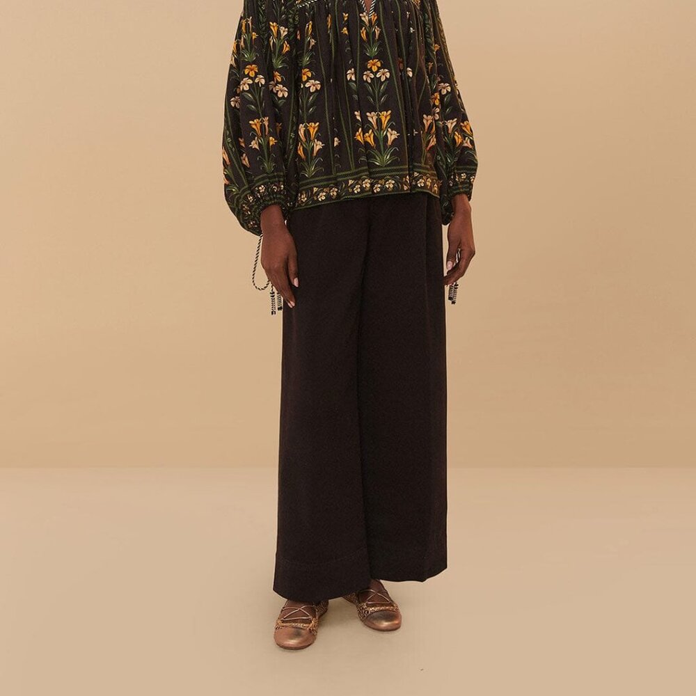 NWT  32 Black Twill Belted Wide Pants